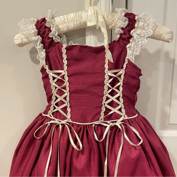 Burgundy with cream lace trim long dress size 5 - Picture 2 of 11